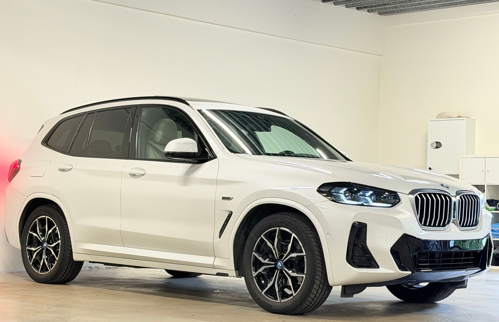 BMW X3 xDrive 30e M Sport Pack imagem 3