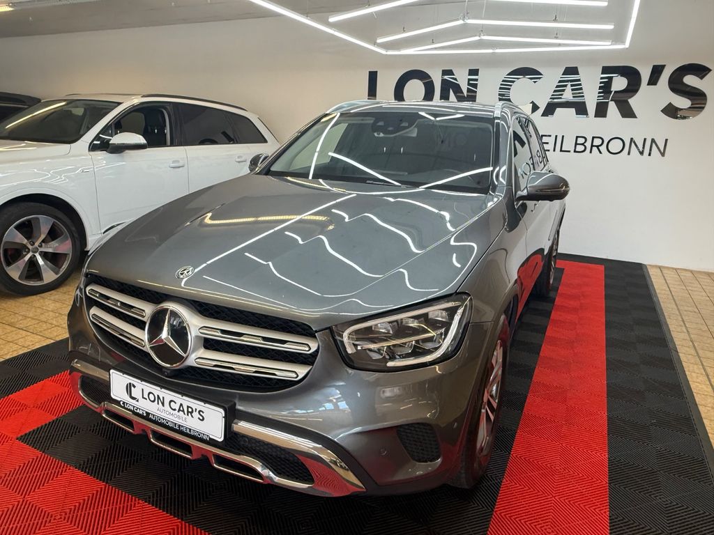 Image of Mercedes-Benz GLC 220