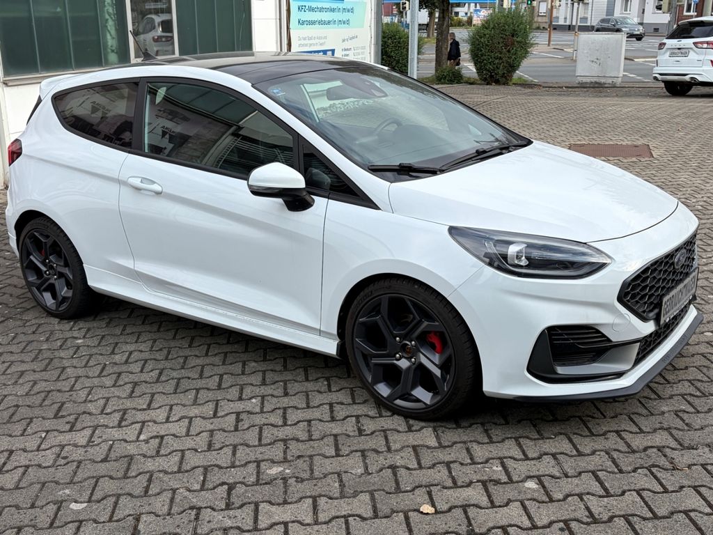 Ford Fiesta — fotografia 3