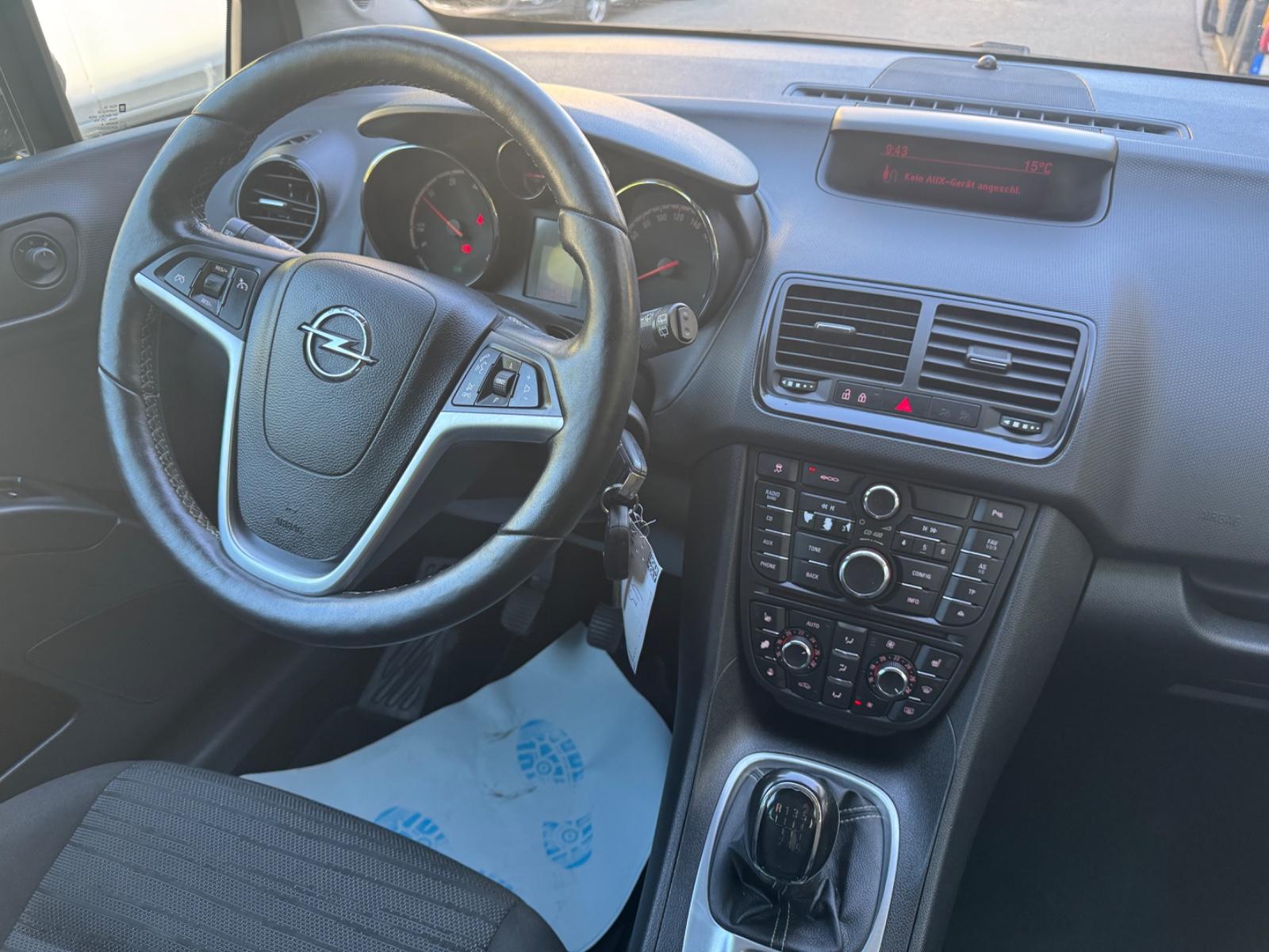 Opel Meriva 2015 — photo 14