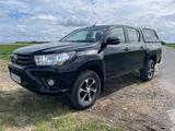 Toyota Hilux 2.4D Hardtop Standheizung Diffsperre - Toyota Hilux: Privatanbieter