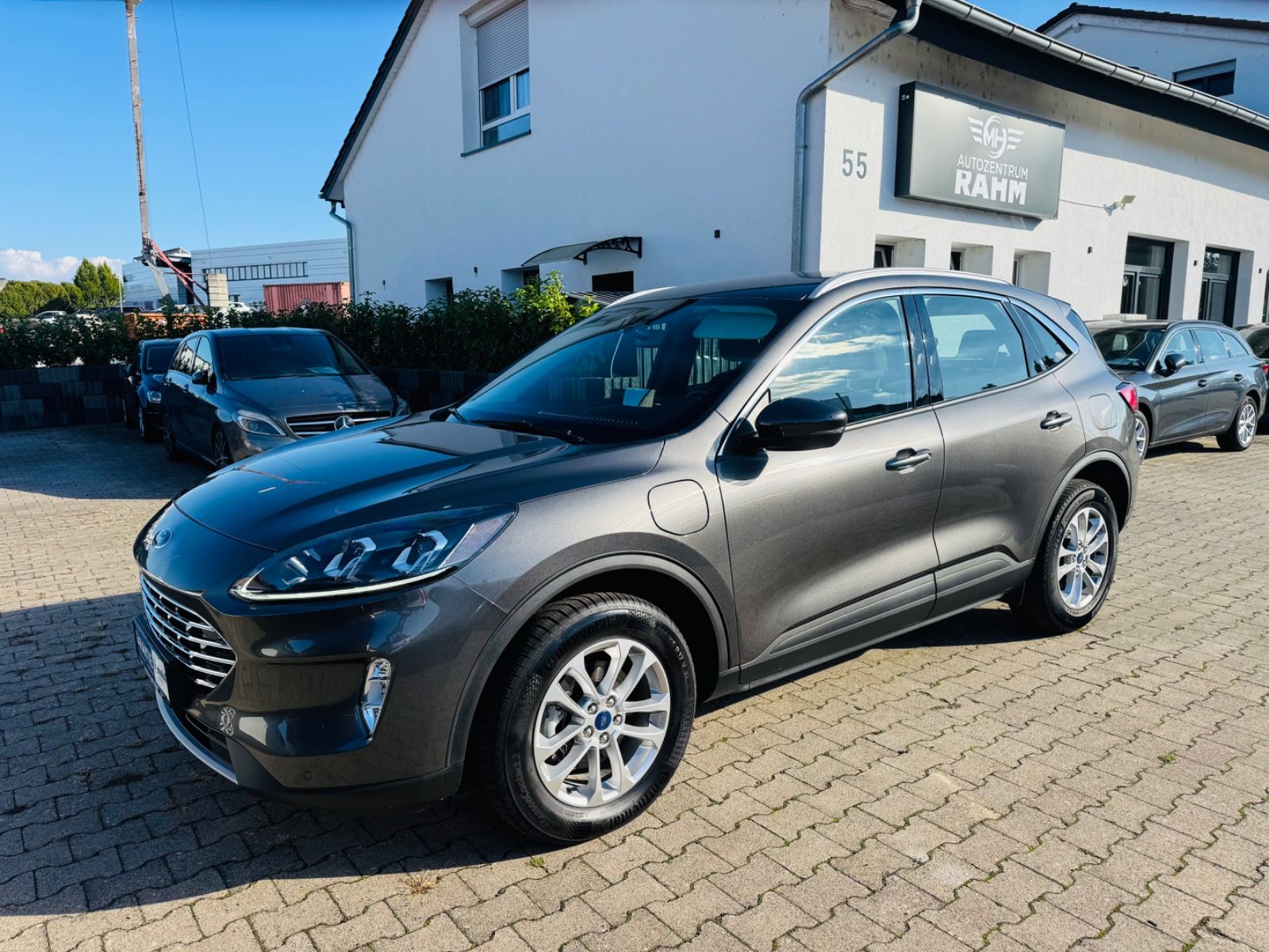 Ford Kuga Plug-In Hybrid Titanium+APPLE+RFK+SHZ+LED+ imagem 3