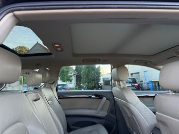 Audi Q7 - 12