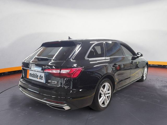 Audi A4 Avant advanced 40 TFSI quattro S-tronic / RFK