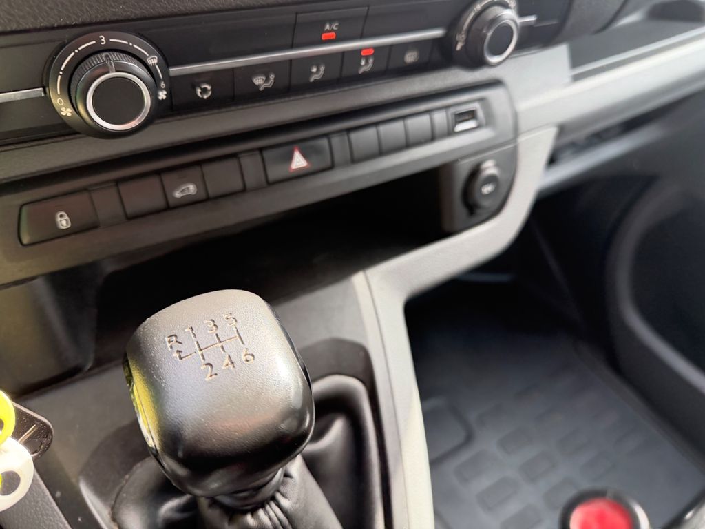 CITROEN JUMPY L3/HEAD-UP/NAVI/ACC/KAMERA/PTS/1.HAND CITROEN JUMPY L3/HEAD-UP/NAVI/ACC/KAMERA/PTS/1.HAND