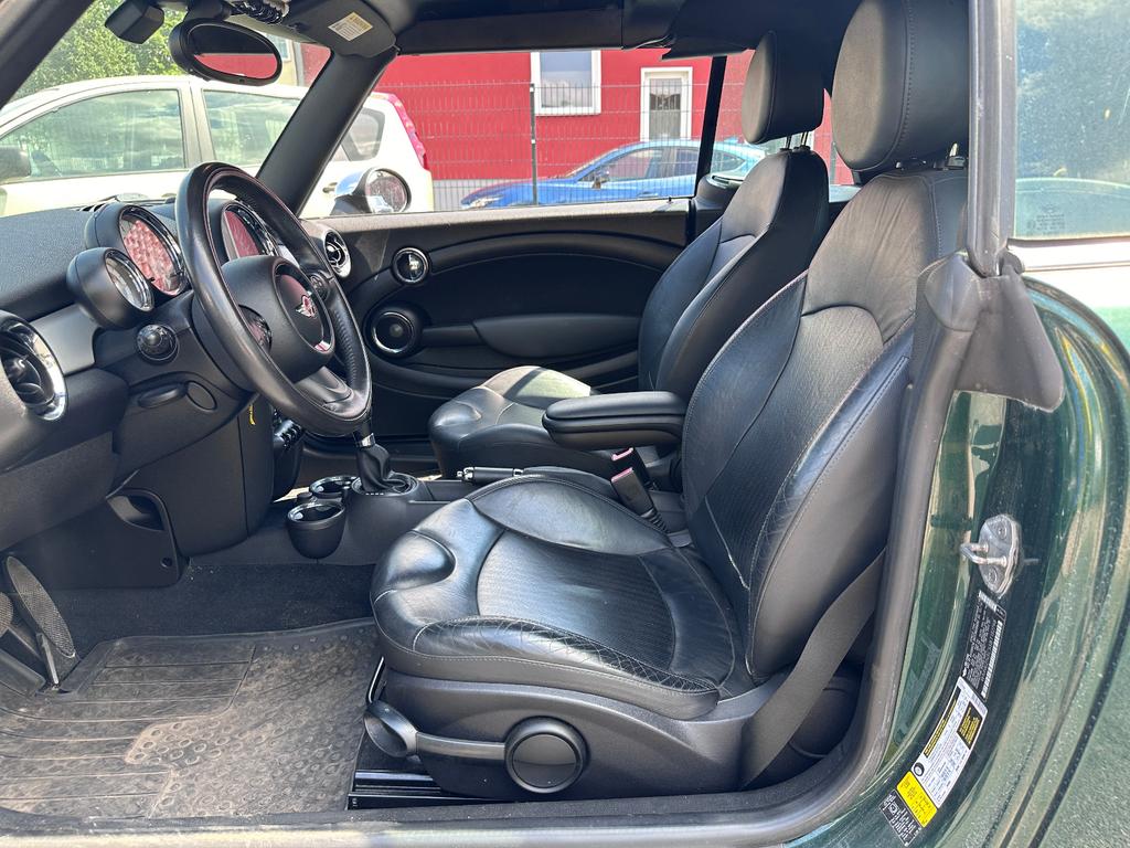 MINI Cooper Cabrio