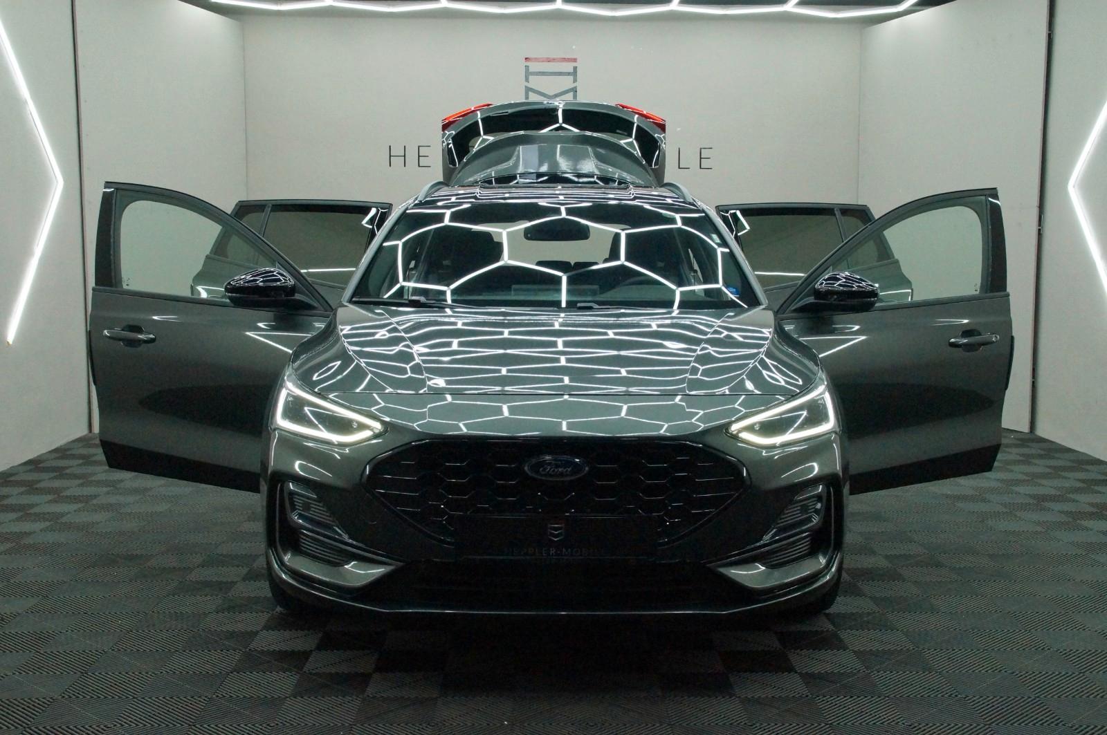 Ford Focus ST-Line LED Matrix DCT ACC B&O Blis