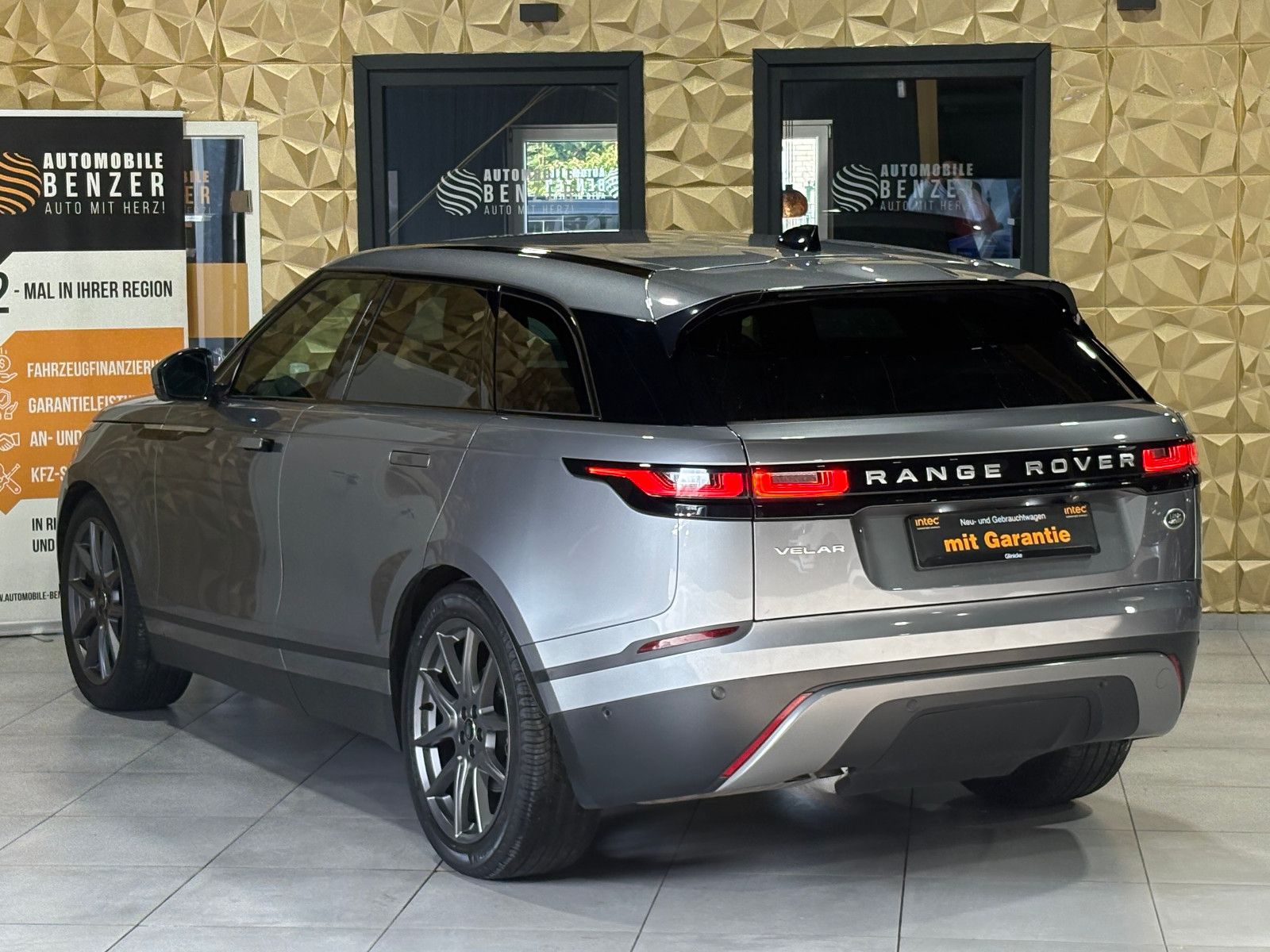 Fahrzeugabbildung Land Rover Range Rover Velar/360*KAM/LED/APPLE/LEDER/