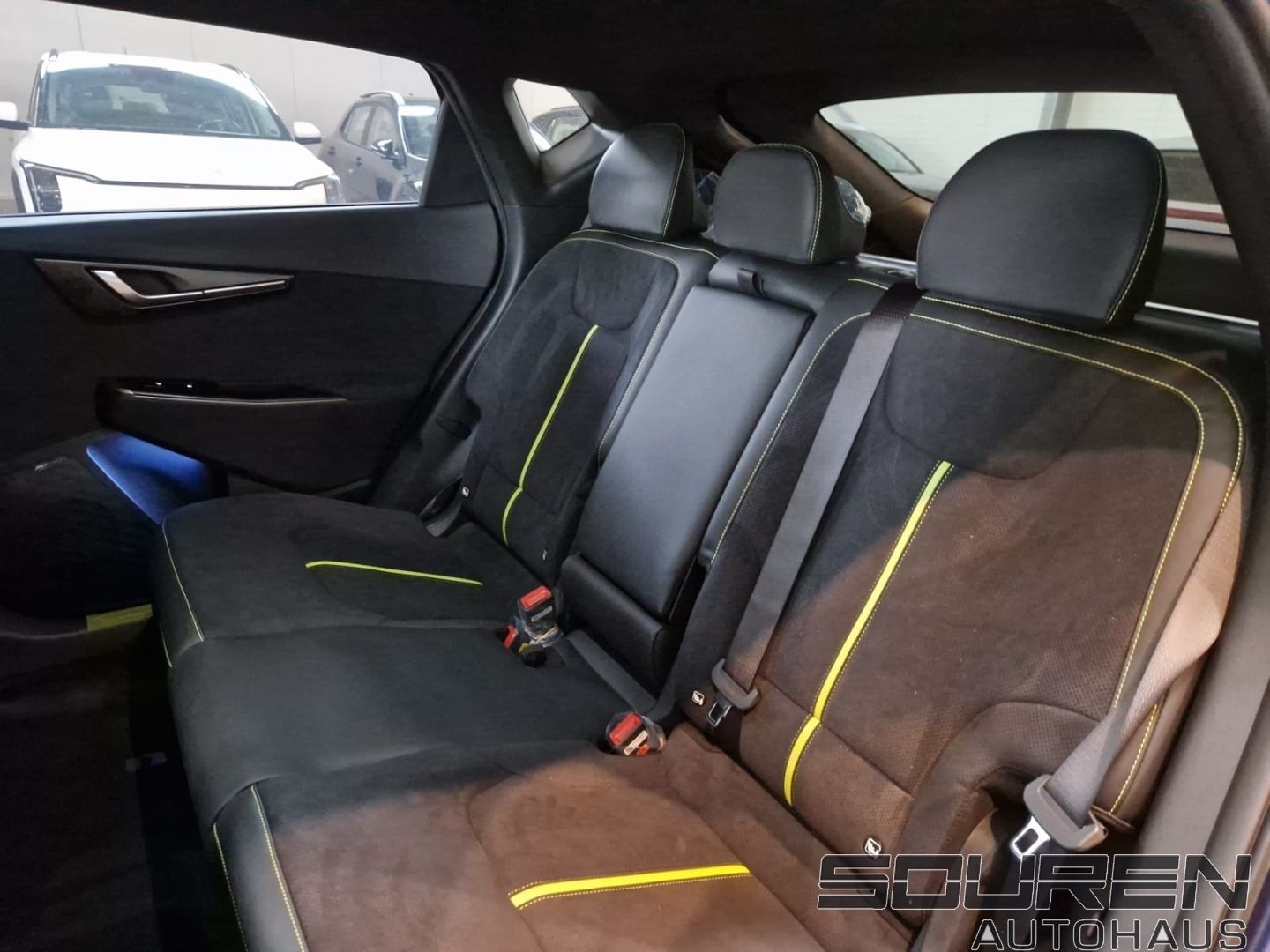 Fahrzeugabbildung Kia EV6 PE GT 609 PS Gewerbe 0,25% Verst. 75% Turboa