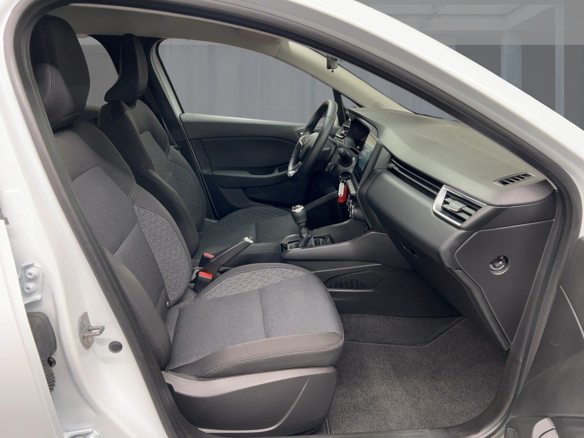 Renault Clio - Bild 8