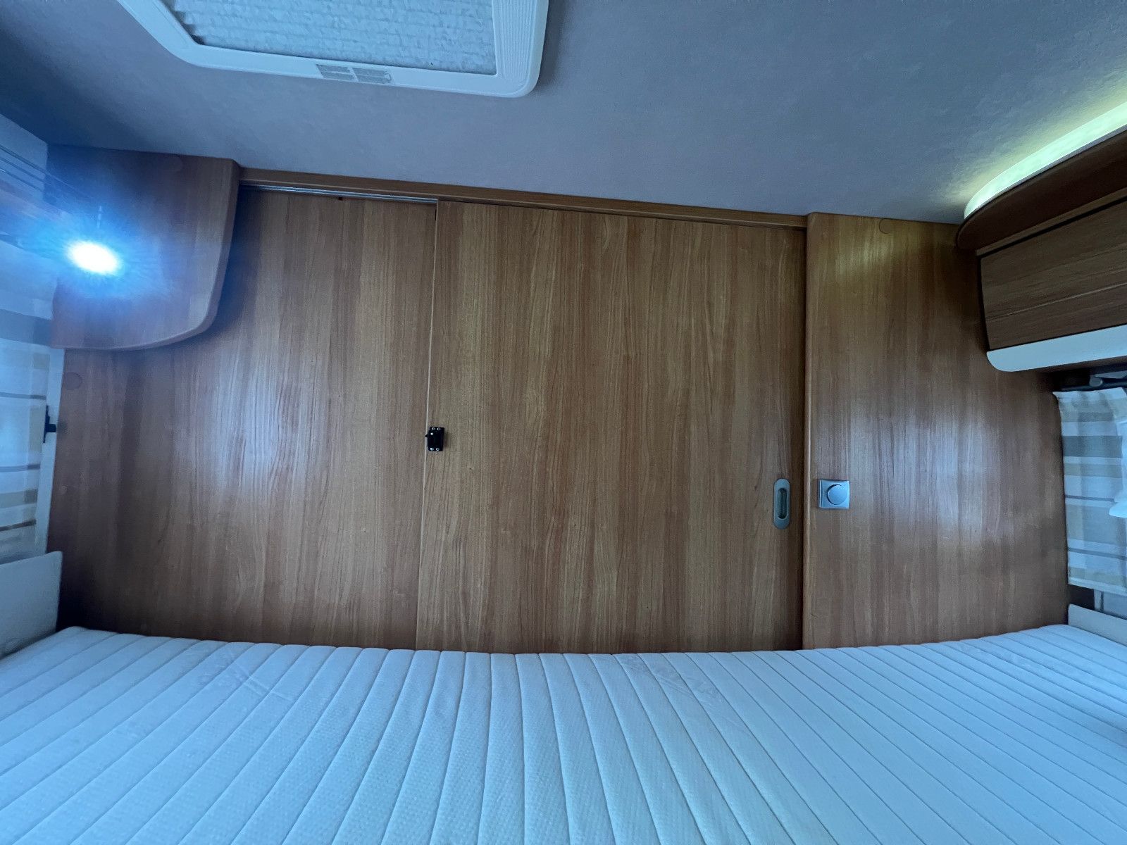 Fahrzeugabbildung Frankia T 6400 BD CompactClass MB Sprinter 316 CDI MAXI