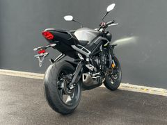 TRIUMPH Street Triple R 765 + Griffheizung + SERVICE NEU