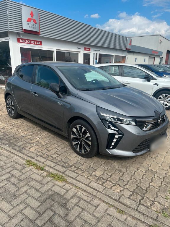 Image of Mitsubishi Colt