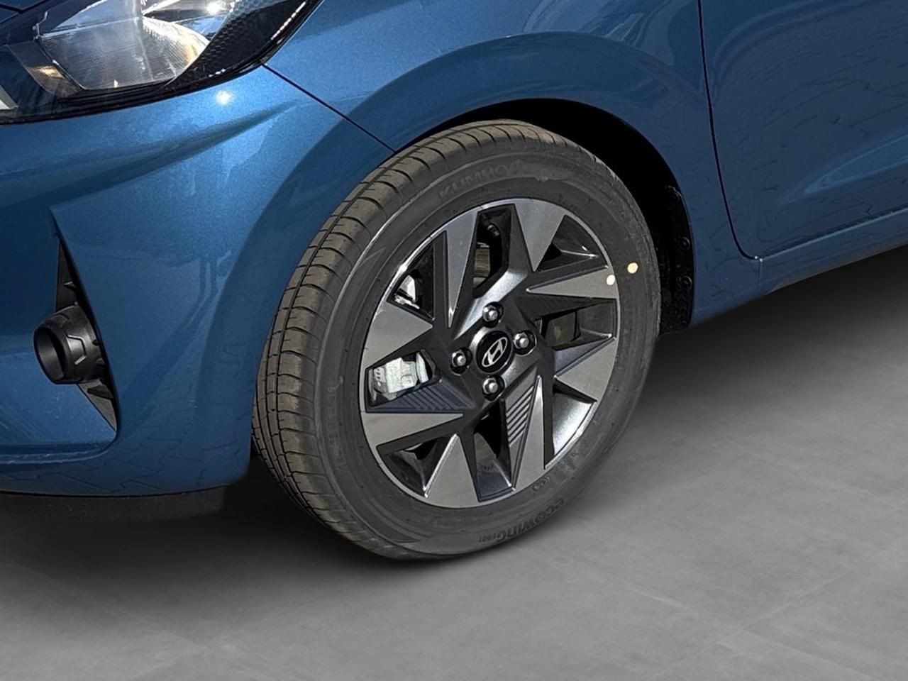 Fahrzeugabbildung Hyundai i10 TREND Fernlichtass. Kam. KlimaA LM Navi PDC