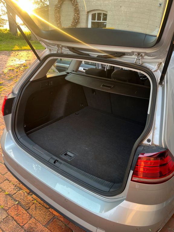 Image of Volkswagen Golf