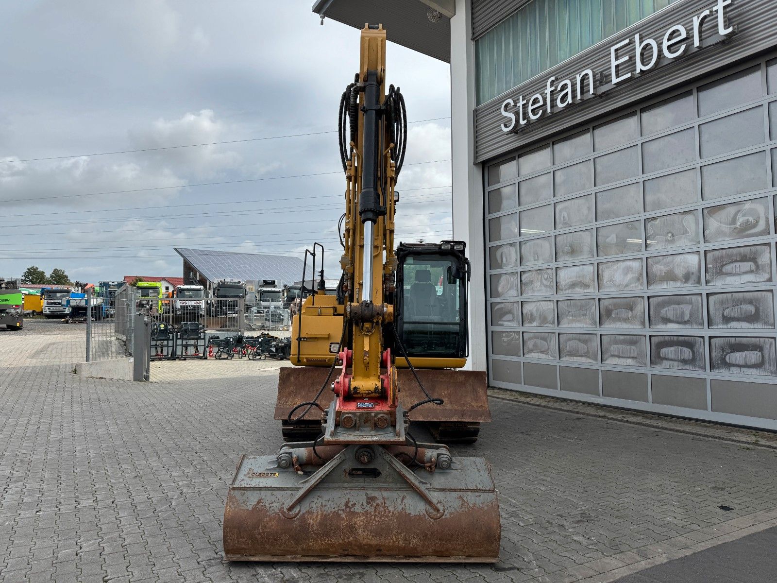 Fahrzeugabbildung CAT 311 FLRR / 2017 / 2.788h / TL  / hydr. GR