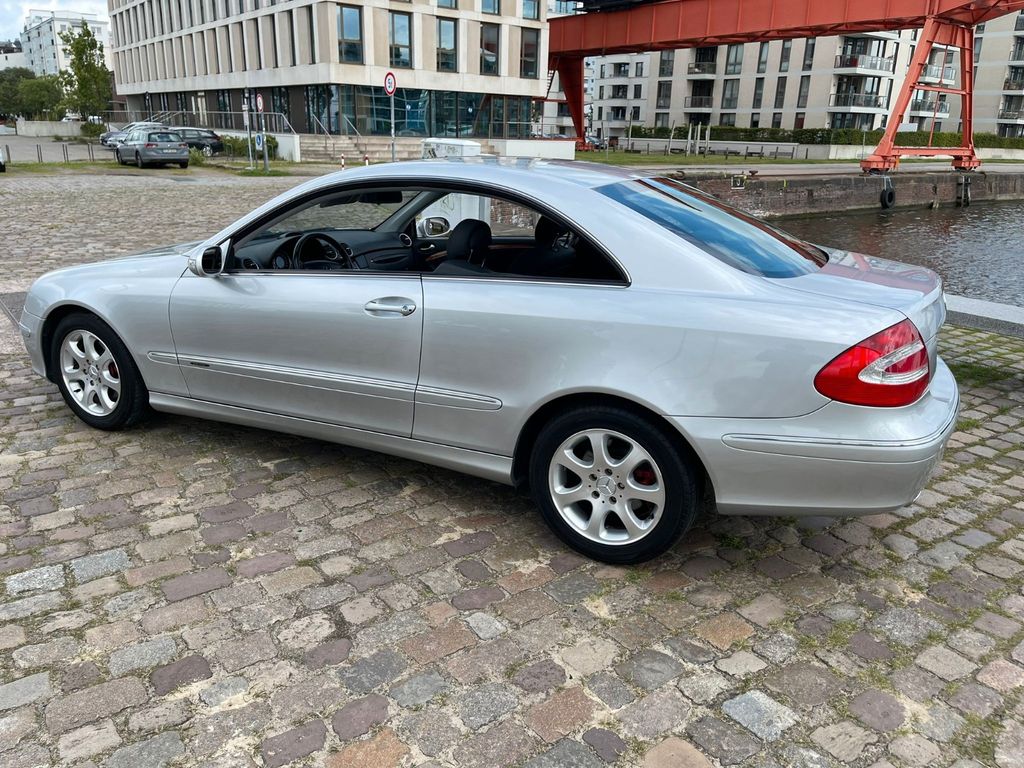 Mercedes-Benz CLK 240