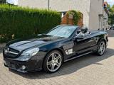 Mercedes-Benz SL 63 AMG - Mercedes-Benz SL 63 AMG mit 3 Türen