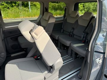 Volkswagen T7 Multivan 2.0TDI DSG Life Edition NAV RFK SHZ