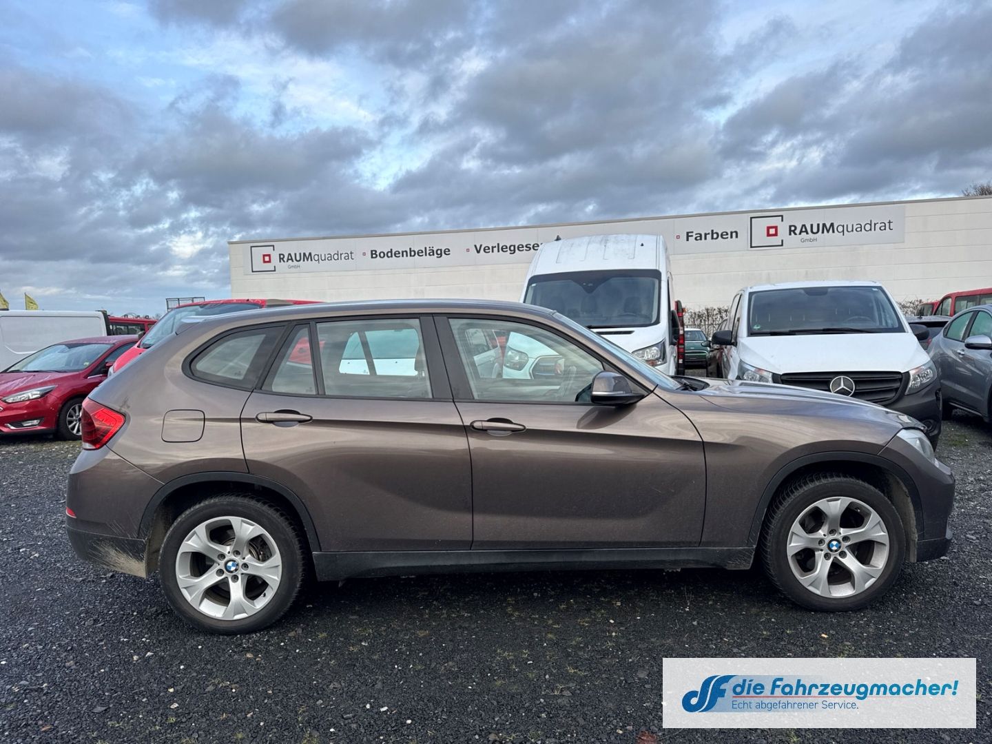 Fahrzeugabbildung BMW X1 18i sDrive Navi Klimaautom *MOTORSCHADEN