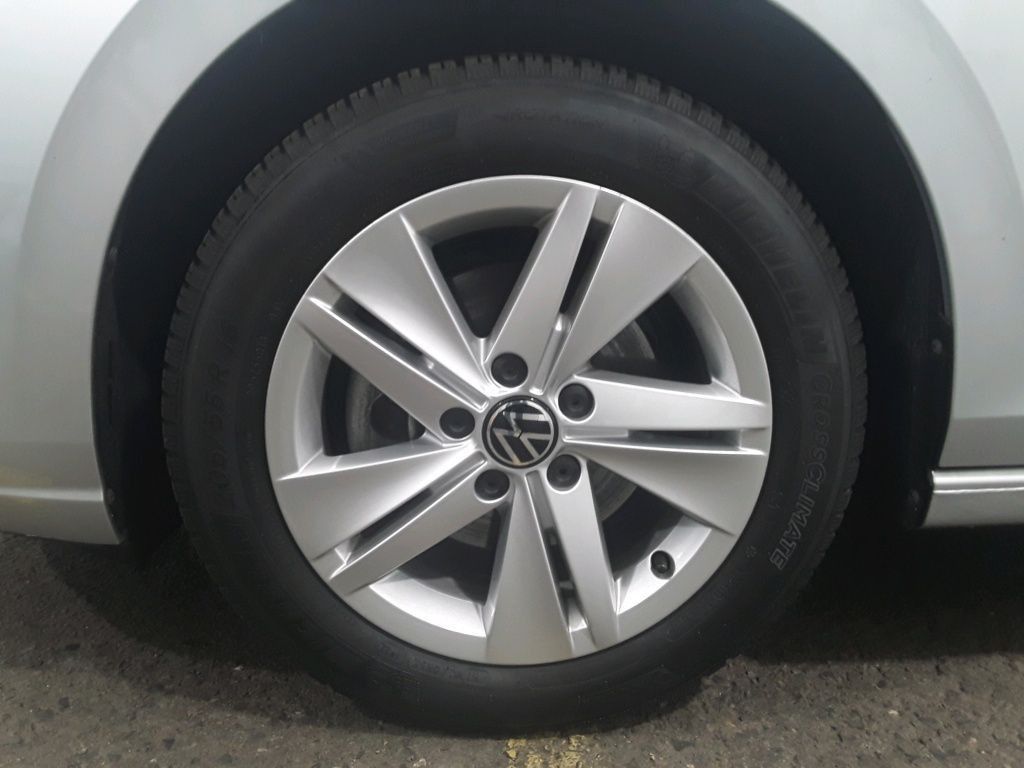 Volkswagen Golf Life 1.5 TSI Tempo*Nav*PDC*SH*Klima