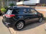 Toyota RAV 4 2,5-l-Hybrid Comfort Auto 4x2 Comfort - Toyota RAV 4: Leder