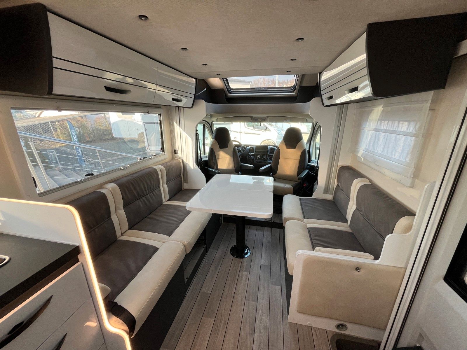 Fahrzeugabbildung Forster T 699 LF *Modell 26*Winterpaket*RFK*