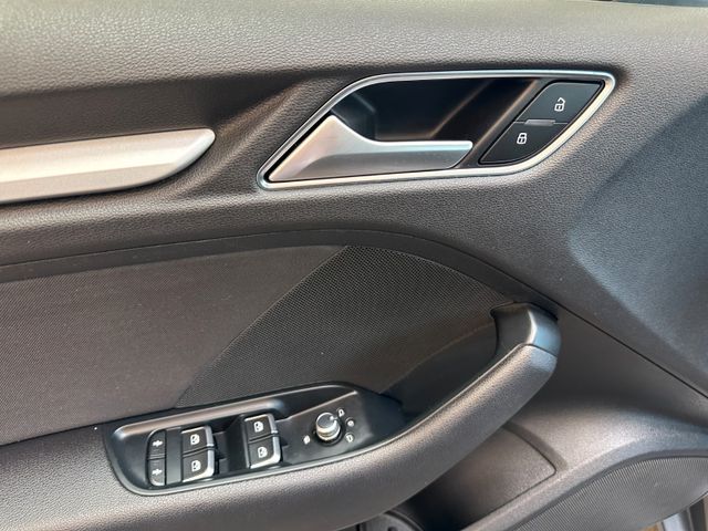 MYAUTOCENTER – Gebraucht- und Jahreswagen mit Werkstattservice in Pfaffenhofen Audi A3 Sportback *Virtuel*Xenon*Navi*