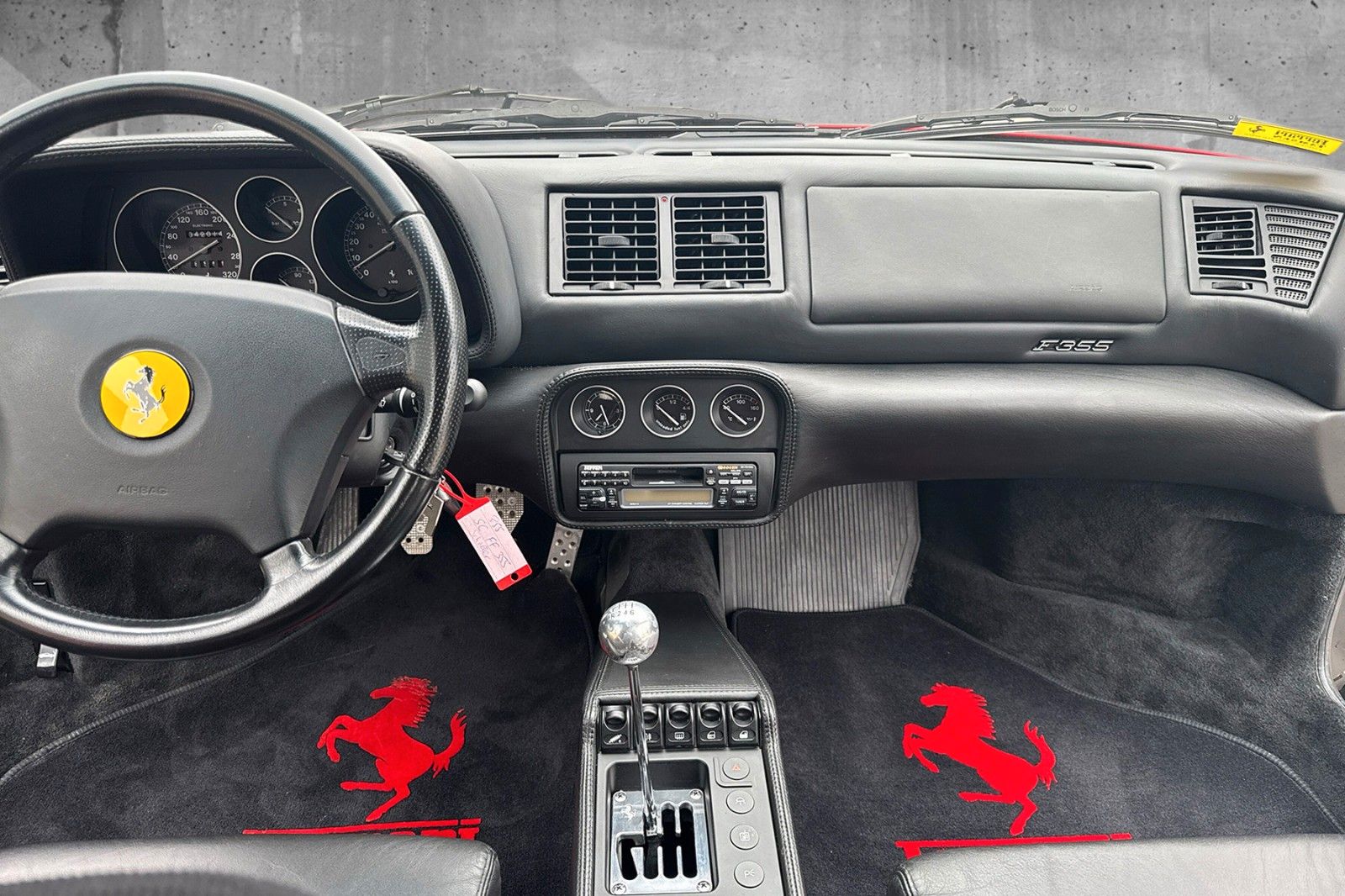 Fahrzeugabbildung Ferrari F355 GTS*Manual*Challenge Grill*Perfekt