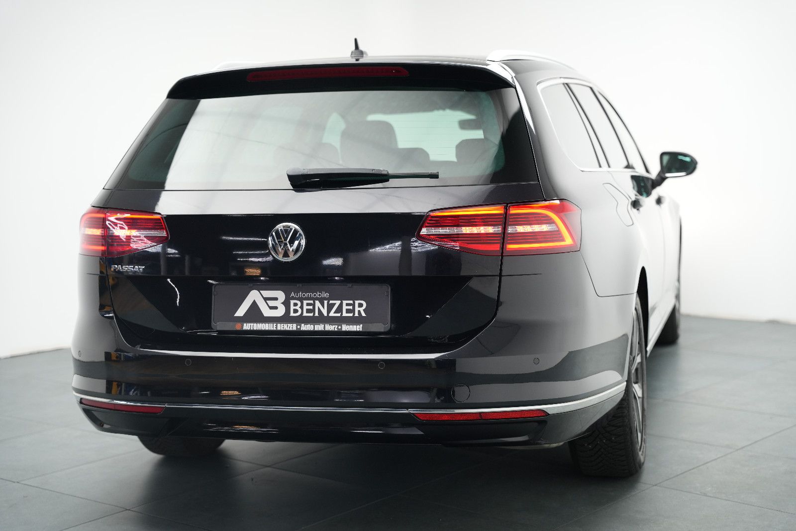 Fahrzeugabbildung Volkswagen Passat Highline *Virtual*Kamera*Start-Stopp*SHZ*