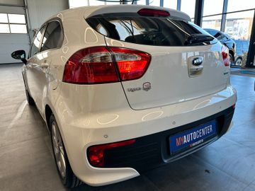 Kia Rio Dream Team *Kamera*Lenkradheizung*