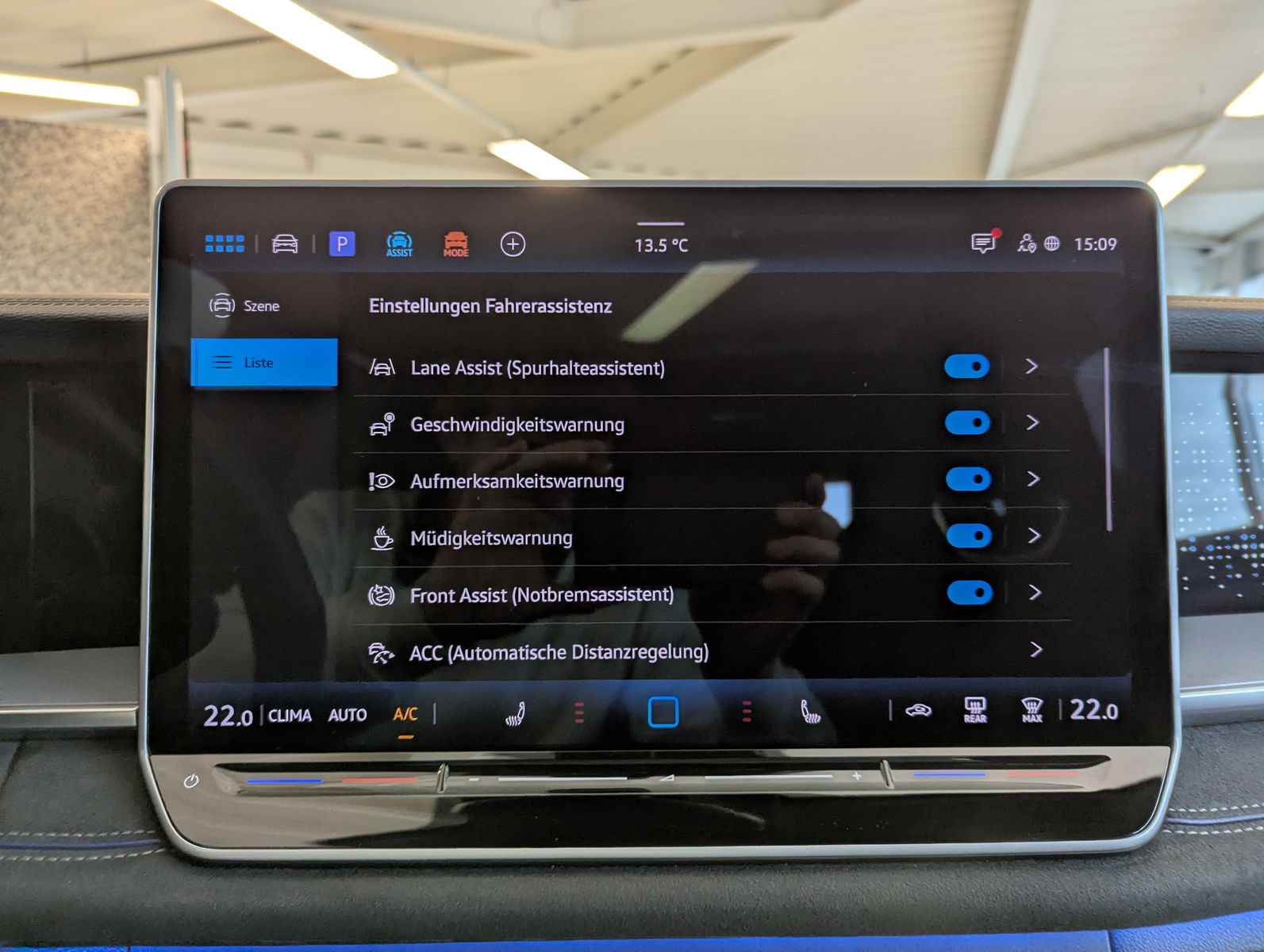VW Tayron 2.0 4M R-Line Launch Pano Matrix AHK 20" - Image 34