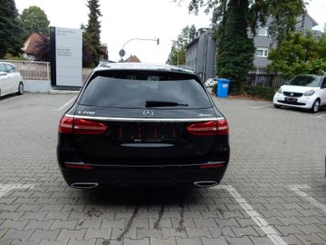 Mercedes E 200 - 7