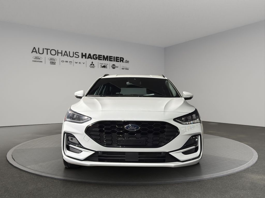 Fahrzeugabbildung Ford Focus Turnier ST-Line
