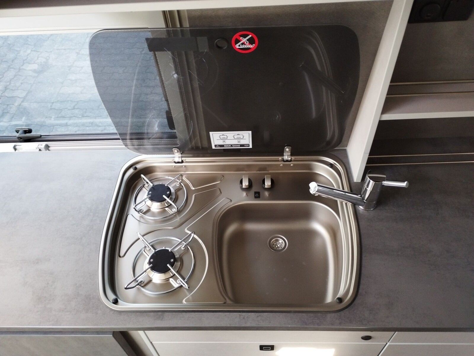 Fahrzeugabbildung Pössl Summit Shine 600 Citroen 140 PS ALL-IN-Paket