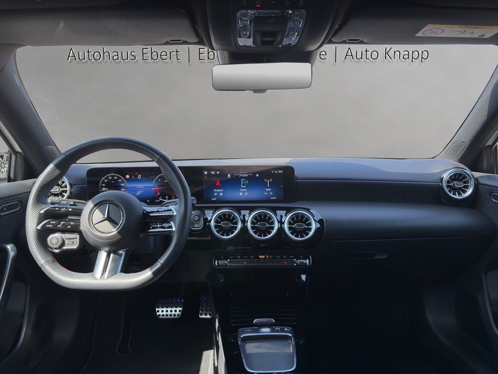 Fahrzeugabbildung Mercedes-Benz A 200 d AMG Pano KEYGO Multibeam SOUND Kamera