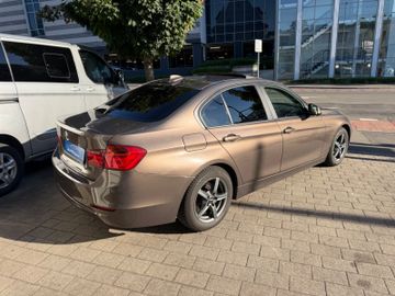 BMW 320 - 3