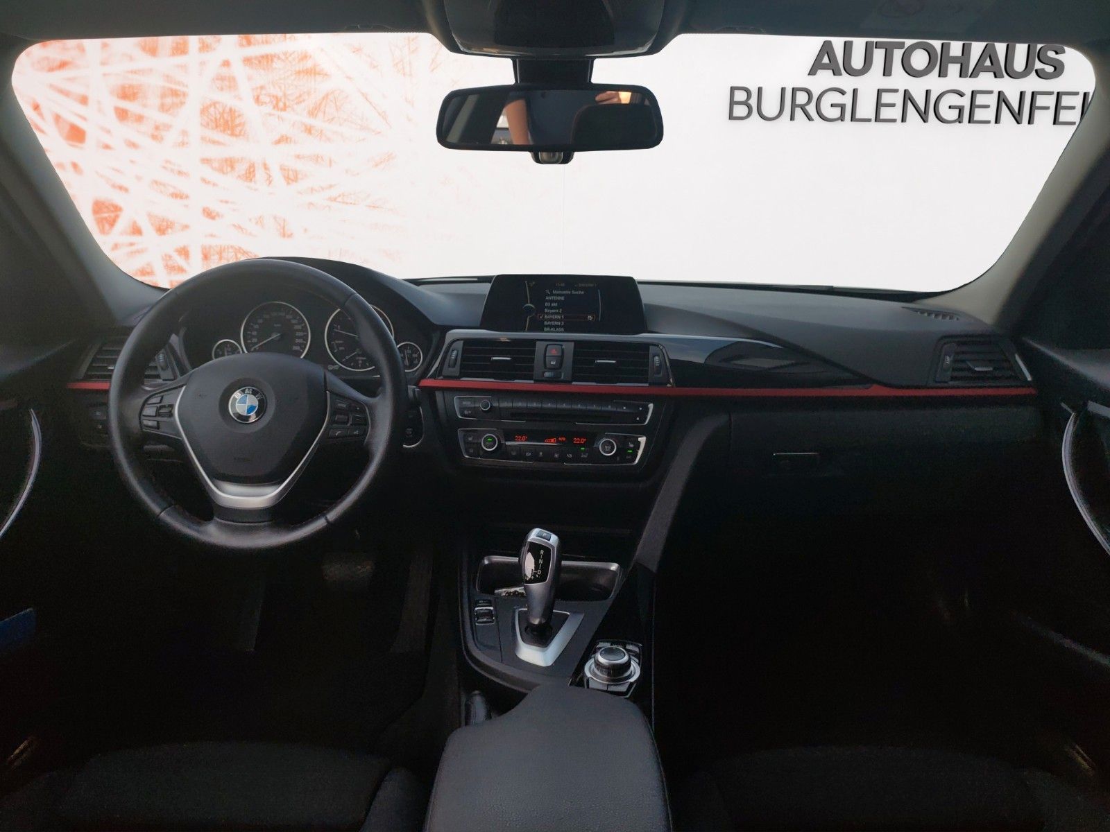 Fahrzeugabbildung BMW 335 Baureihe 3 Touring 335d xDrive