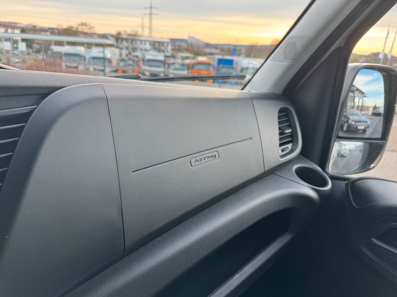 Fahrzeugabbildung Iveco Daily 35S14 HA8 *R4.100mm*Automatik*Kamera*