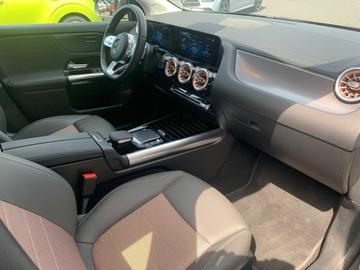 2021 Mercedes-BENZ EQA — миниатюра 11