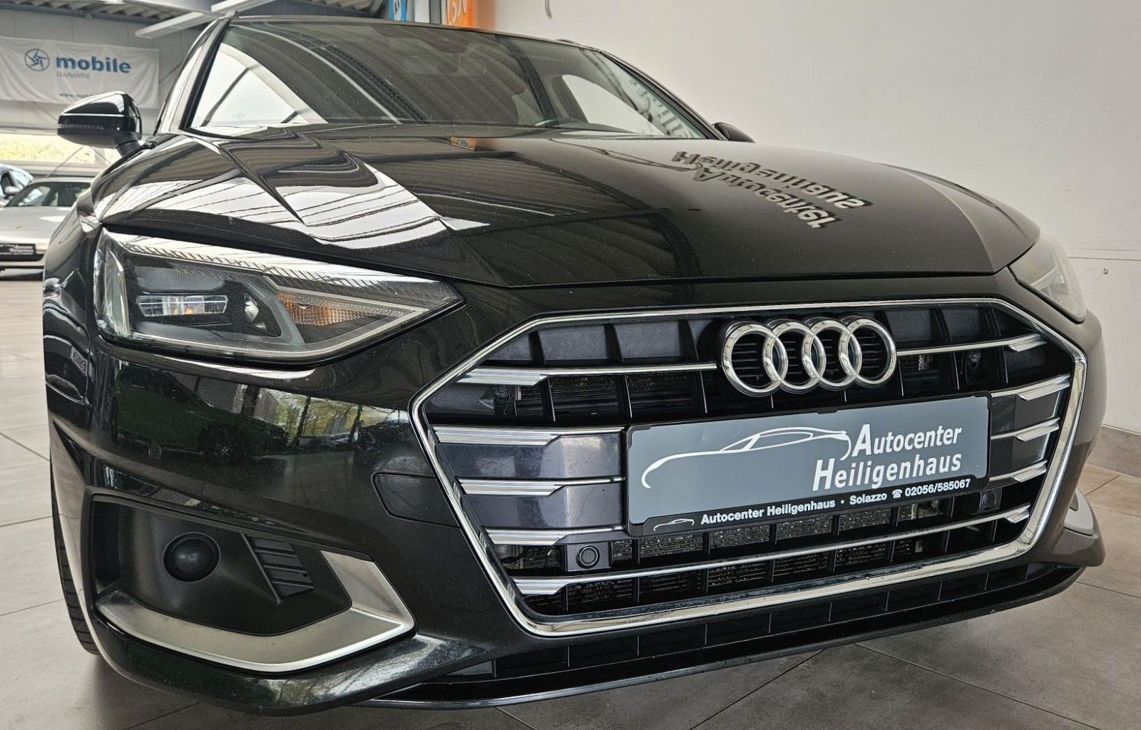 Audi A4 - 1