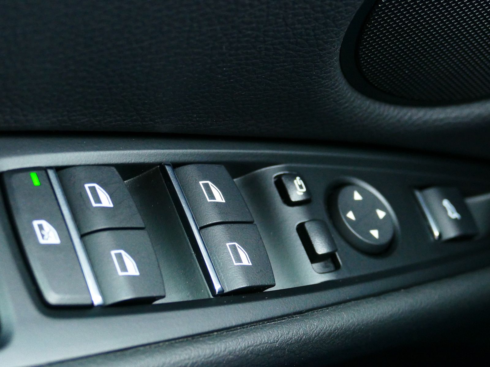 BMW X2 sDrive 18i Advantage Navi Kamera Sound LED+ foto 14