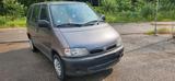 Nissan Nisan Serena 1.6 benzin - Nissan Serena mit Benzin-Antrieb