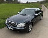 Mercedes-Benz S 320 - - blaue Mercedes-Benz S 320