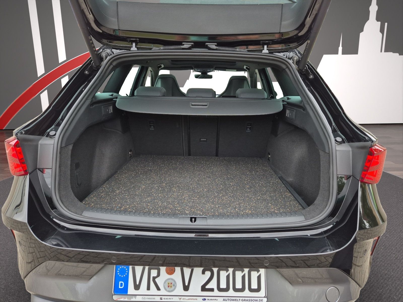 Fahrzeugabbildung CUPRA Leon Sportstourer 2.0 TSI Xtreme VZ ABT /AKEBONO