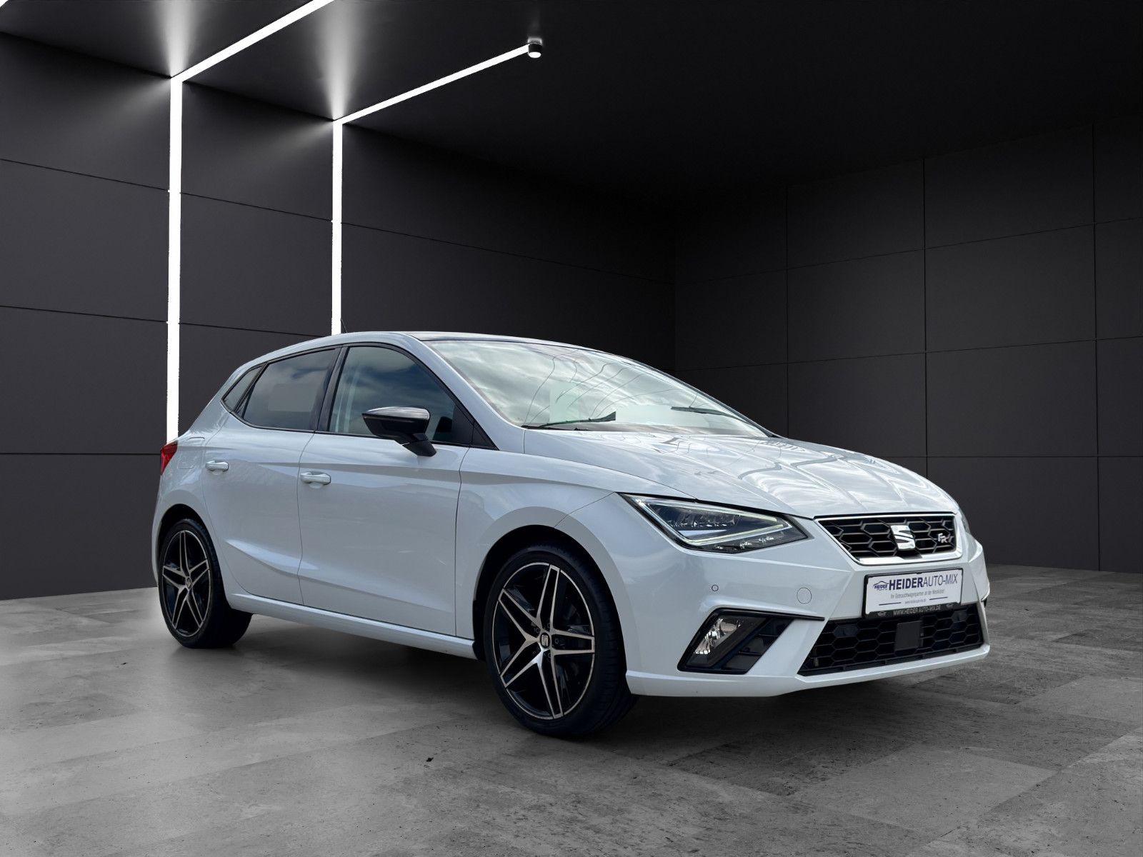 SEAT Ibiza 1.0 TSI DSG FR NAVI|ACC|LED|PANO|KAMERA