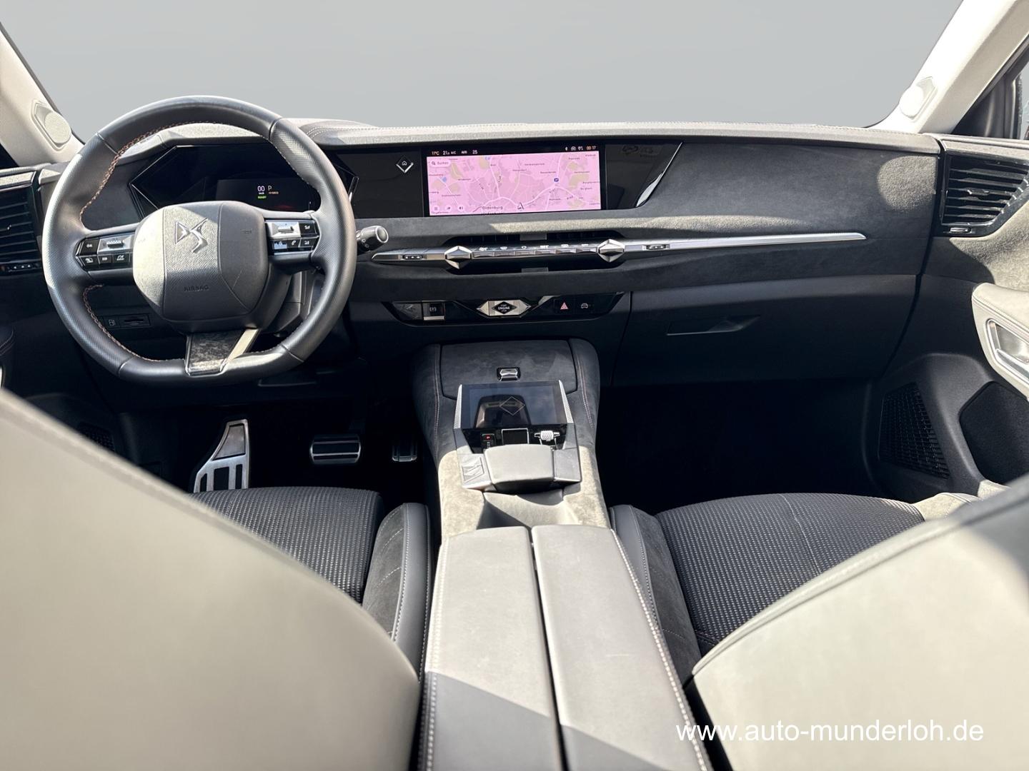 DS Automobiles DS4 e-Tense Hybrid 225  Performance Line+   NAVI