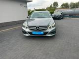 Mercedes-Benz E 300 Limousine/ Automatick/AHK/Leder/Navi/SHZ - : Automatic