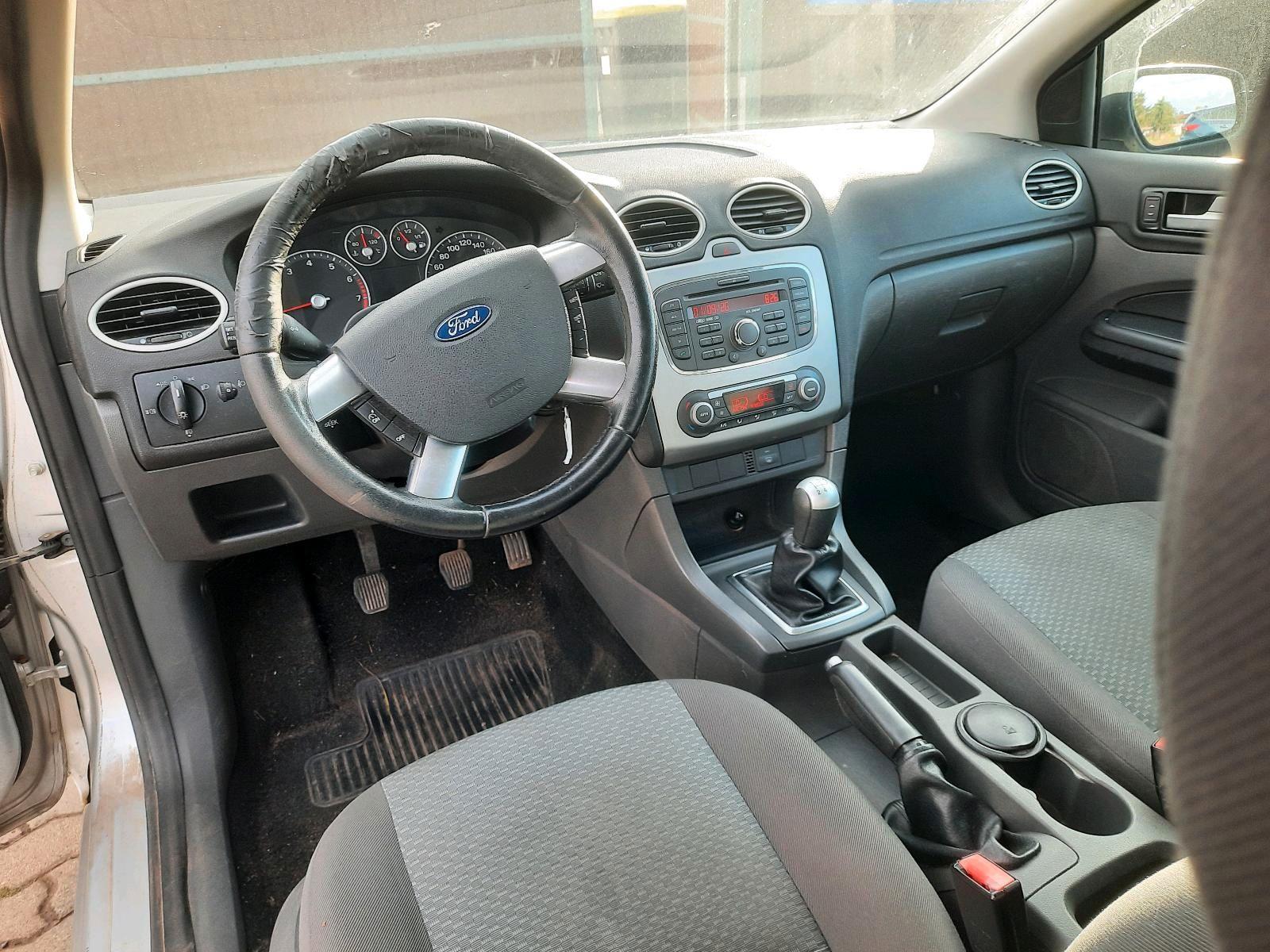 Ford Focus 2008 — photo 5