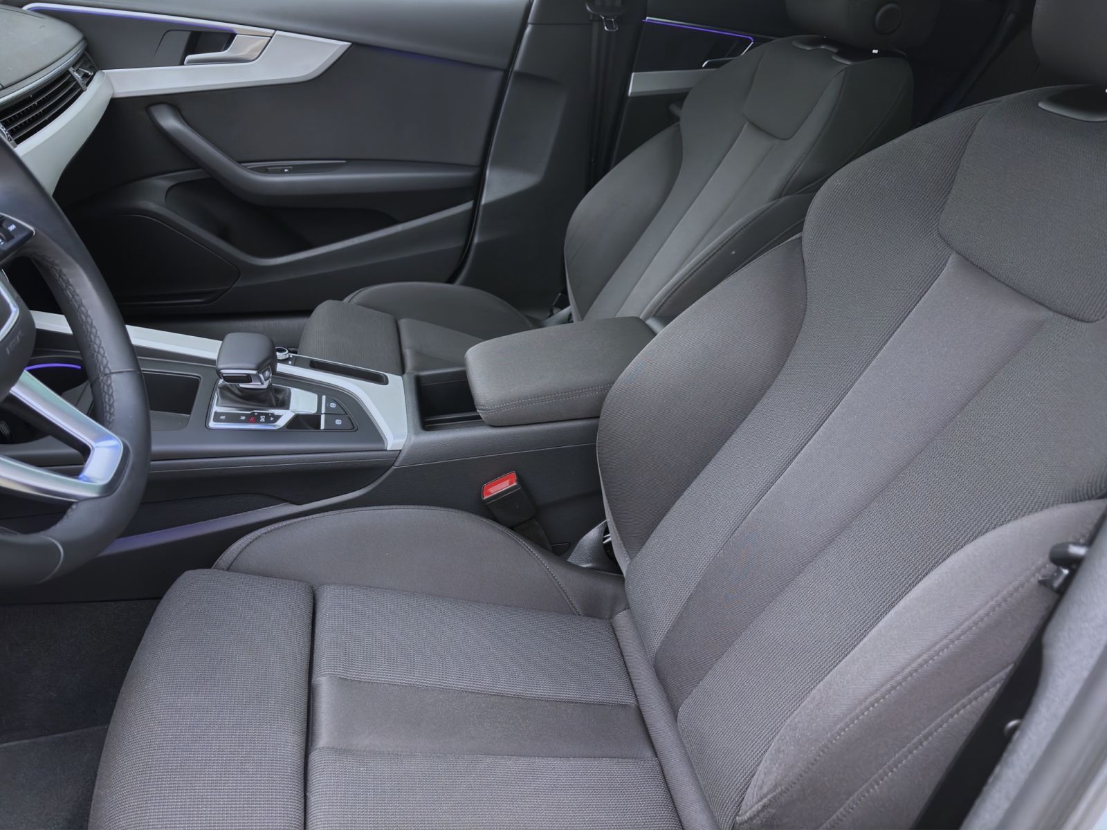 Audi A4 - Bild 10